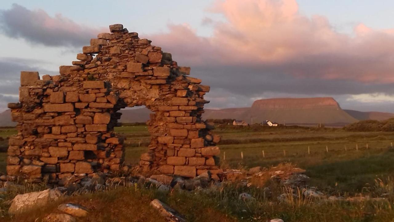 Beezies Self Catering Cottages Grange  Eksteriør billede
