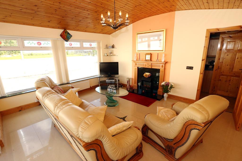 Beezies Self Catering Cottages Grange  Eksteriør billede