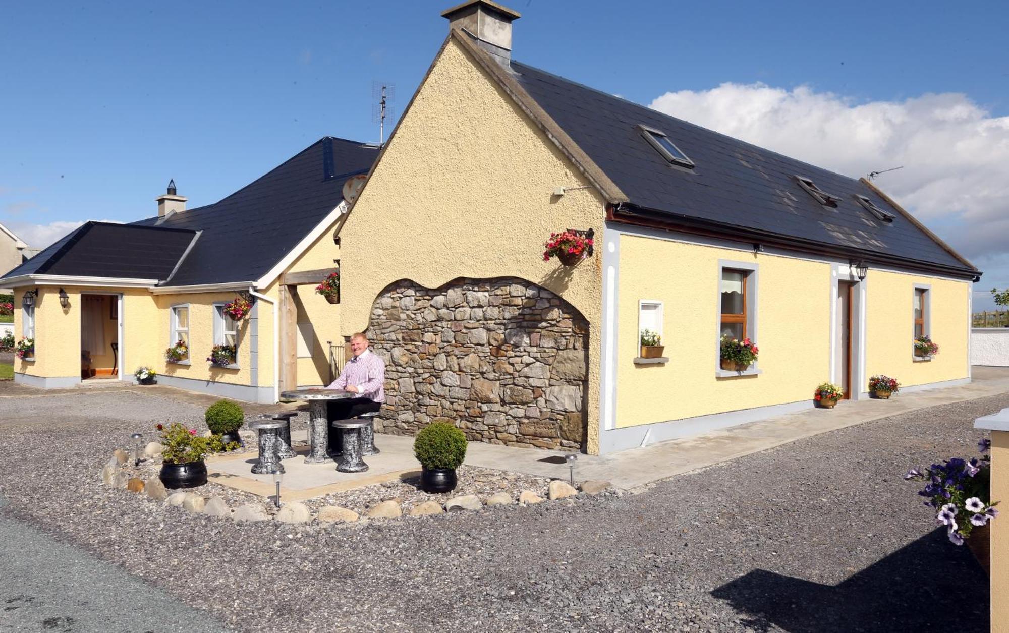 Beezies Self Catering Cottages Grange  Eksteriør billede