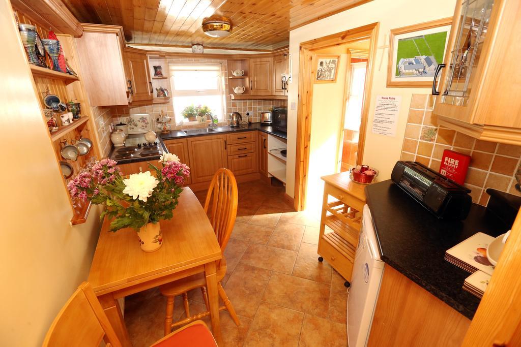 Beezies Self Catering Cottages Grange  Eksteriør billede